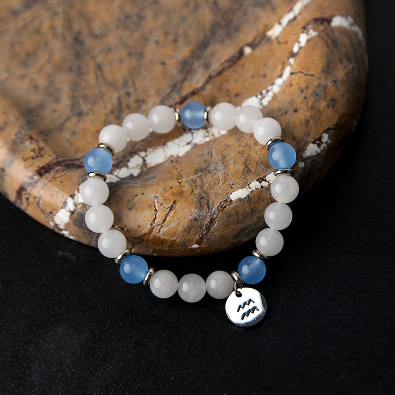 Aquarius Innovation Healing Bracelet: Inspire Ideas & Community Vibe - Unique Zodiac Energy